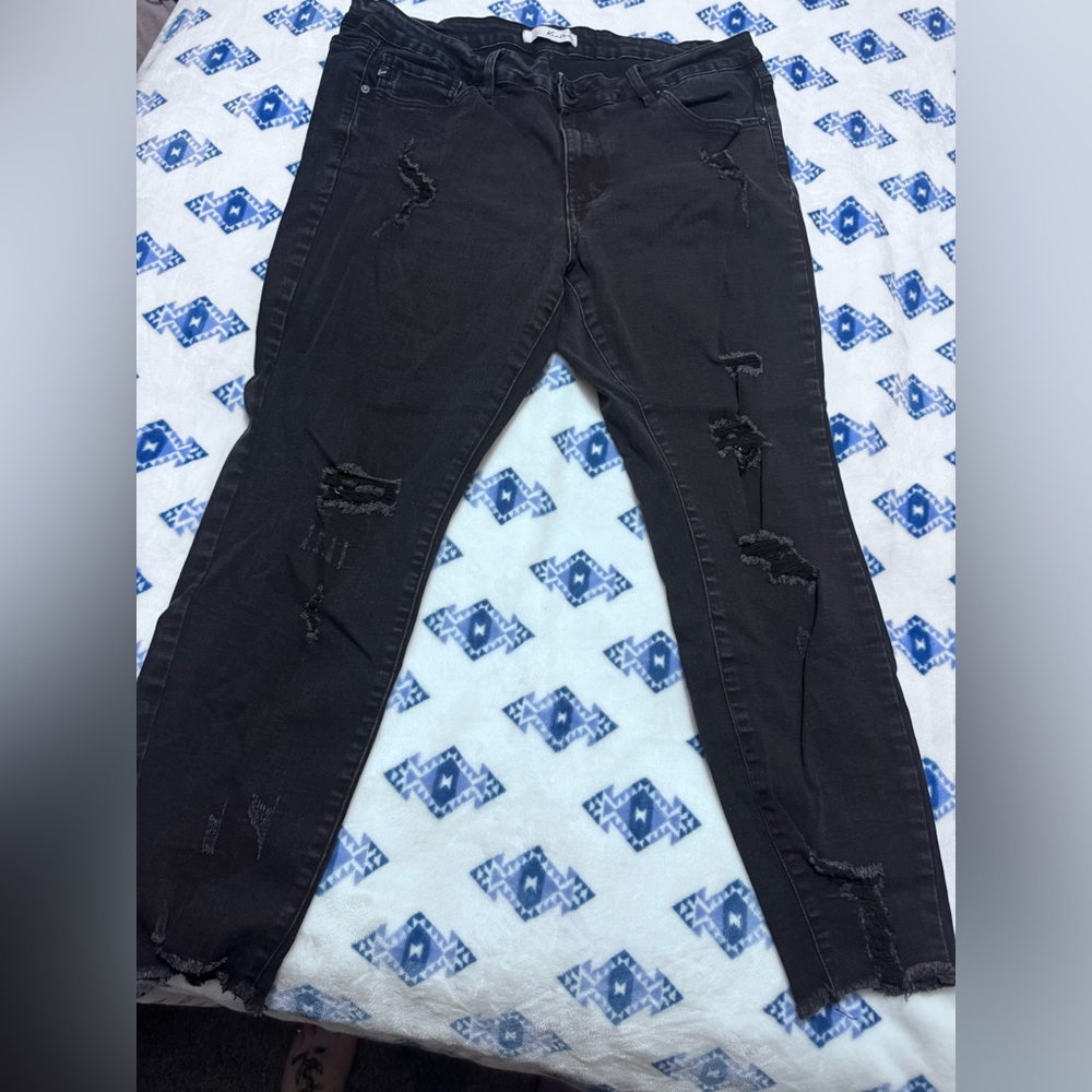 Black Distressed Skinny Jeans
